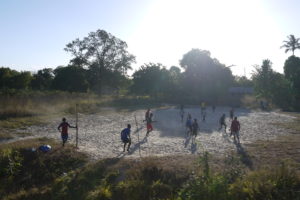 soccer along Tazara 2019, photo: Klaartje Jaspers