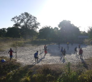 soccer along Tazara 2019, photo: Klaartje Jaspers